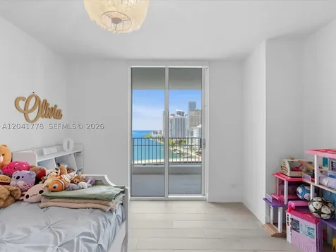 701 Brickell Key Boulevard Miami FL 33131
