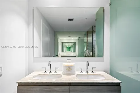 2900 NE 7th Avenue Miami FL 33137