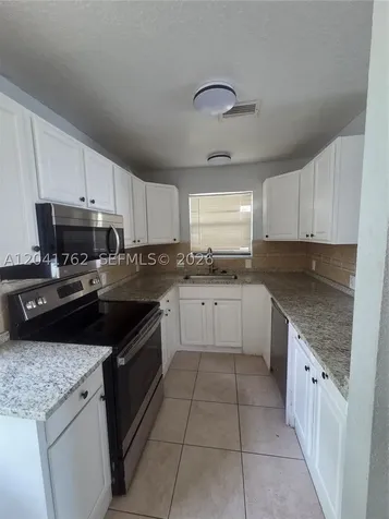 46 SE 10th Street Deerfield Beach FL 33441