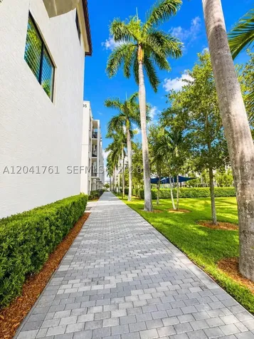 4636 NW 84th Avenue Doral FL 33166