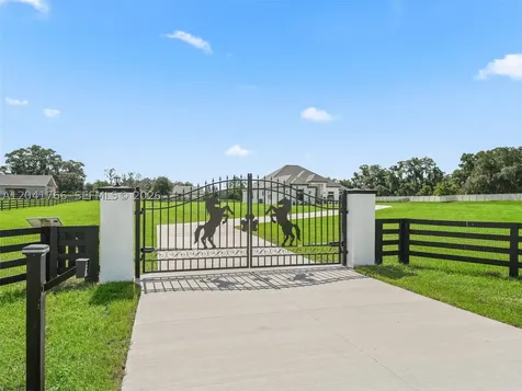 7041 NE 22nd Court Road Ocala FL 34479