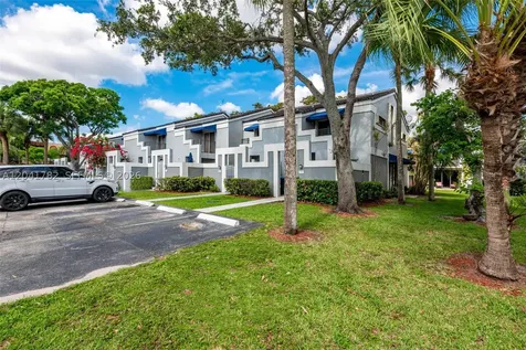 2327 SW 82nd Way North Lauderdale FL 33068