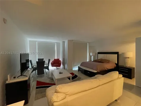 31 SE 6th Street Miami FL 33131