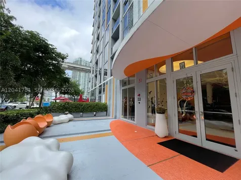 31 SE 6th Street Miami FL 33131