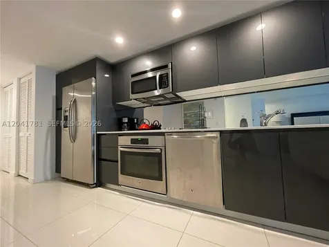 31 SE 6th Street Miami FL 33131
