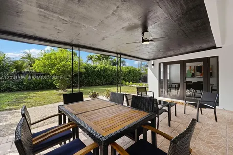 710 SW 70th Avenue Pembroke Pines FL 33023