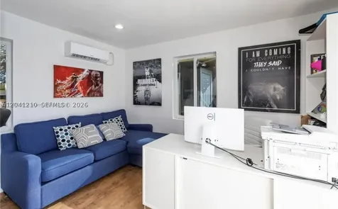 16100 NE 9th Court North Miami Beach FL 33162