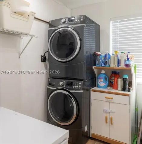 16100 NE 9th Court North Miami Beach FL 33162