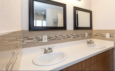 16100 NE 9th Court North Miami Beach FL 33162