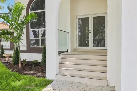 15010 E Falcons Lea Drive Davie FL 33331
