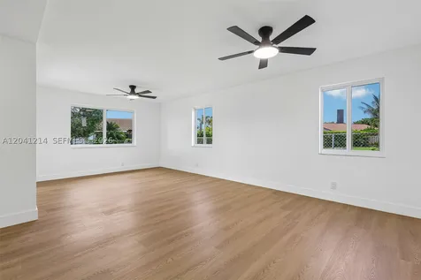 15010 E Falcons Lea Drive Davie FL 33331