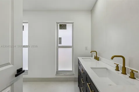 15010 E Falcons Lea Drive Davie FL 33331