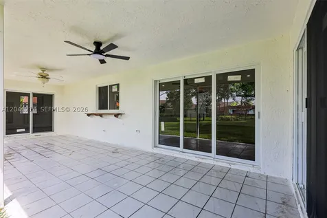 15010 E Falcons Lea Drive Davie FL 33331