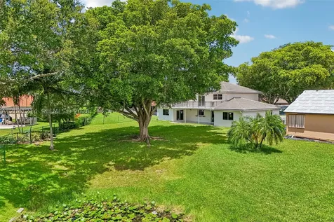15010 E Falcons Lea Drive Davie FL 33331