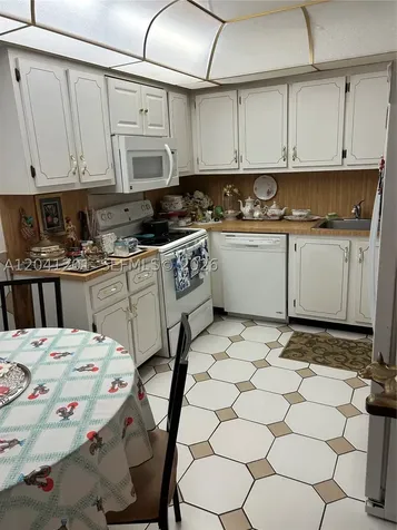 16325 Golf Club Road Weston FL 33326