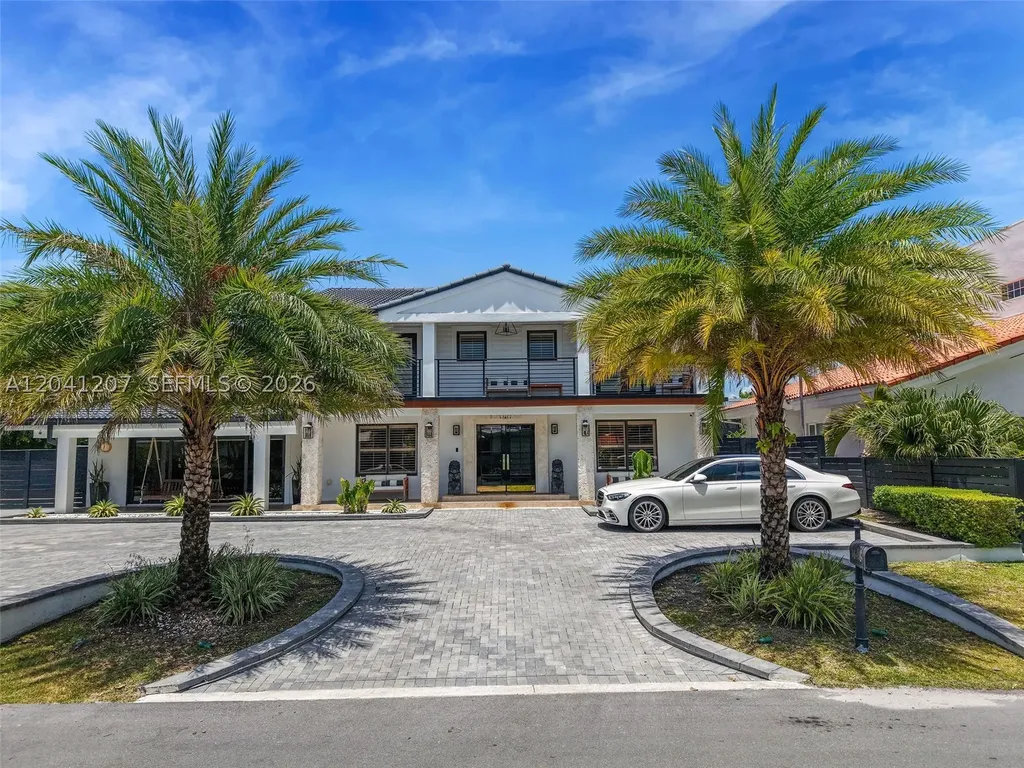 16416 NE 32nd Avenue North Miami Beach FL 33160