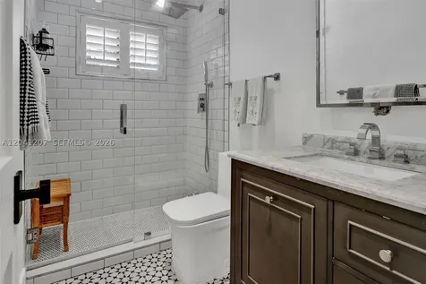 16416 NE 32nd Avenue North Miami Beach FL 33160