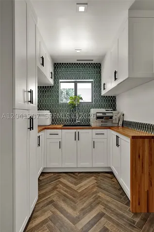 16416 NE 32nd Avenue North Miami Beach FL 33160