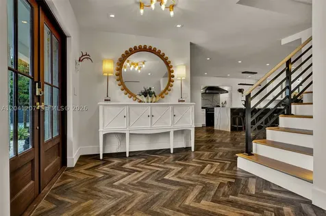 16416 NE 32nd Avenue North Miami Beach FL 33160