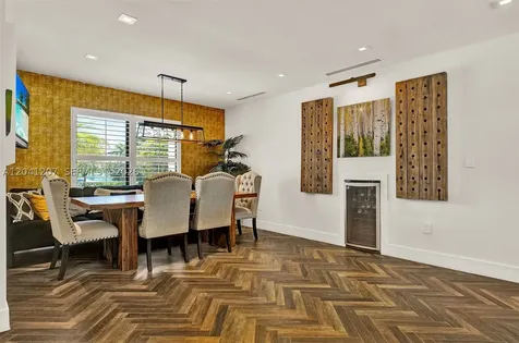 16416 NE 32nd Avenue North Miami Beach FL 33160