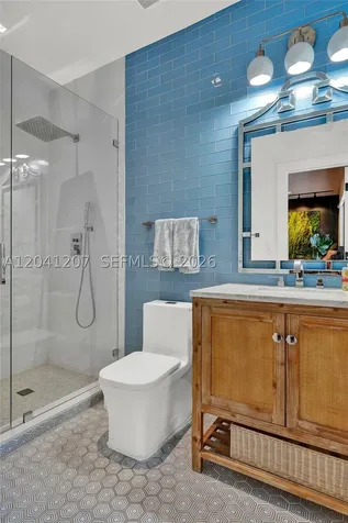 16416 NE 32nd Avenue North Miami Beach FL 33160