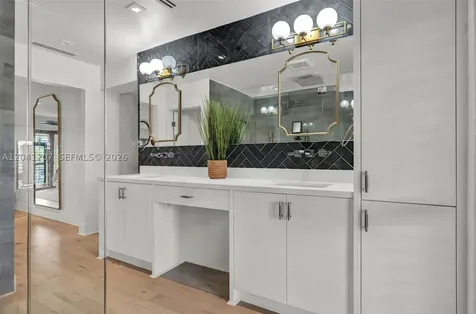 16416 NE 32nd Avenue North Miami Beach FL 33160