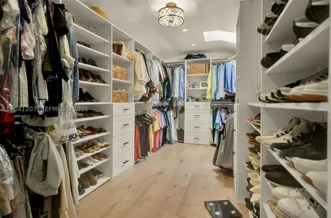 16416 NE 32nd Avenue North Miami Beach FL 33160