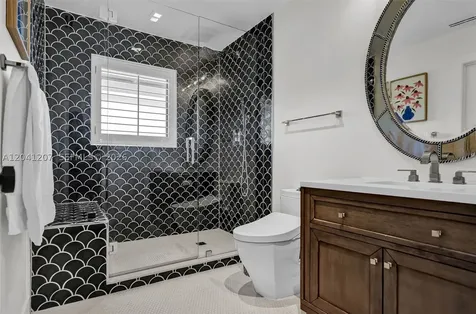 16416 NE 32nd Avenue North Miami Beach FL 33160