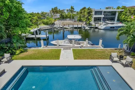 16416 NE 32nd Avenue North Miami Beach FL 33160