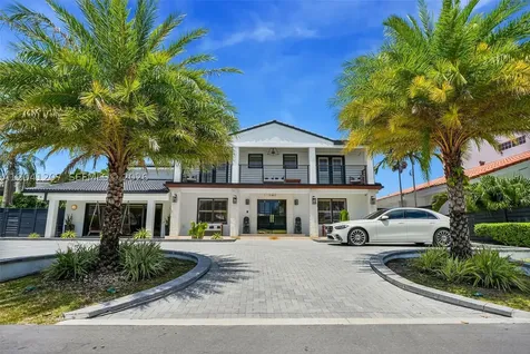 16416 NE 32nd Avenue North Miami Beach FL 33160