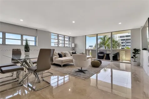 800 West Avenue Miami Beach FL 33139
