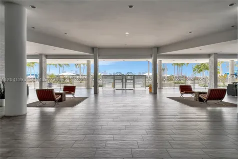 800 West Avenue Miami Beach FL 33139