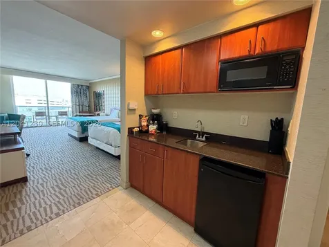 18001 Collins Avenue Sunny Isles Beach FL 33160