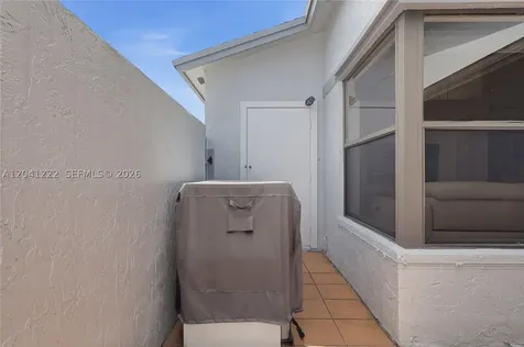 6443 SW 152nd Cir Place Miami FL 33193