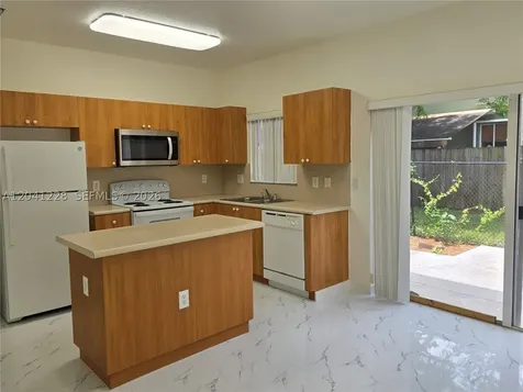 2973 SE 15th Terrace Homestead FL 33035