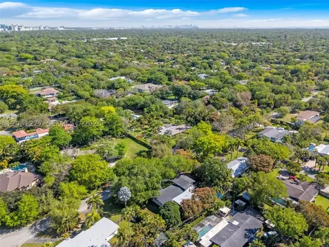 7920 SW 132nd Street Pinecrest FL 33156