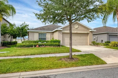 16505 Myrtle Tampa FL 33598