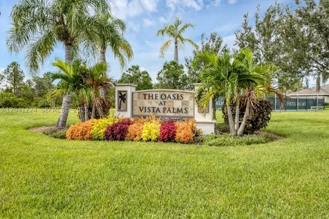 16505 Myrtle Tampa FL 33598