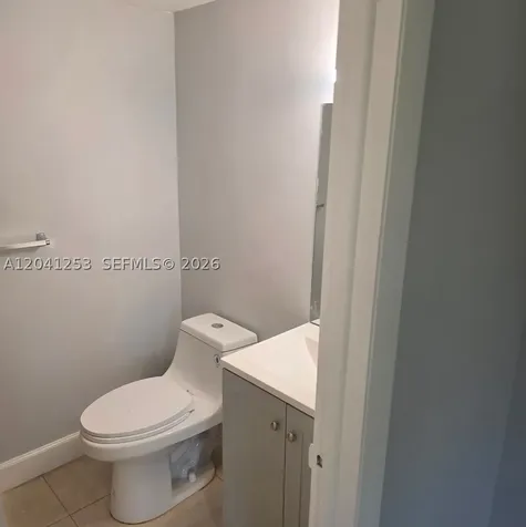 4721 NW 7th Street Miami FL 33126