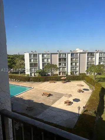8610 N Sherman Circle Miramar FL 33025