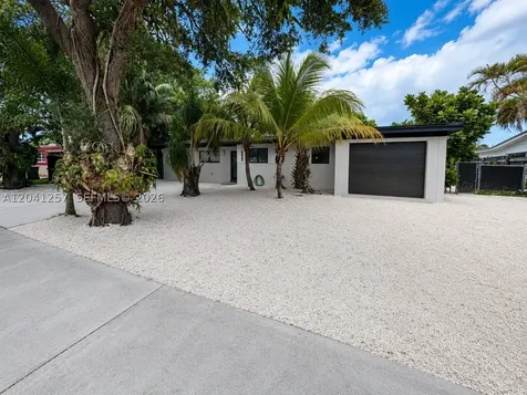 19700 NE 11th Place Miami FL 33179