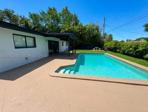 19700 NE 11th Place Miami FL 33179