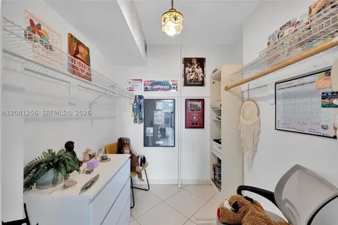 3199 S Ocean Drive Hallandale Beach FL 33009
