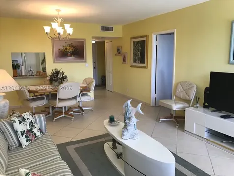 3199 S Ocean Drive Hallandale Beach FL 33009