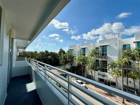 7800 Collins Avenue Miami Beach FL 33141