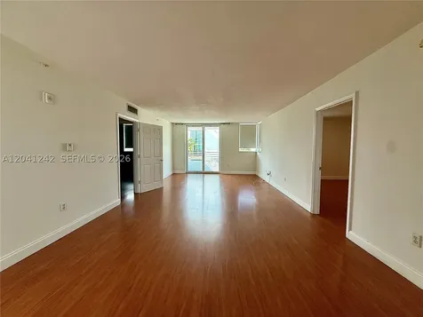 7800 Collins Avenue Miami Beach FL 33141