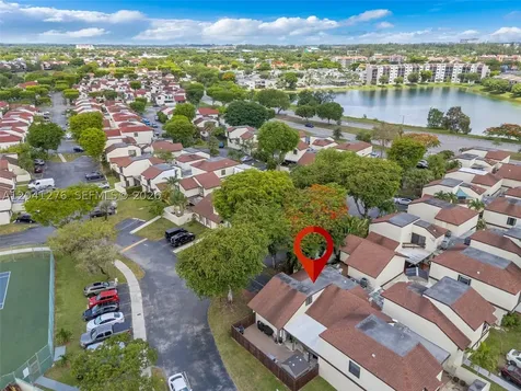 525 NW 100th Court Miami FL 33172