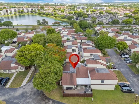 525 NW 100th Court Miami FL 33172