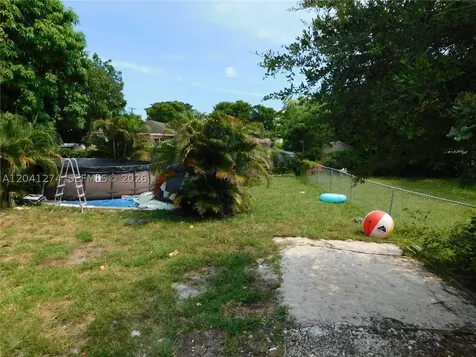 2230 NW 58th Street Miami FL 33142
