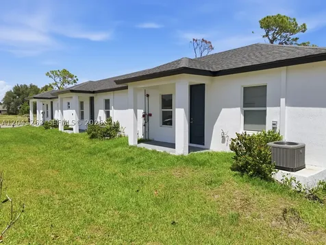 195 W Rotonda Port Charlotte FL 33947